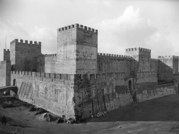 Arquivo Municipal de Lisboa, PT/AMLSB/CMLSBAH/PCSP/004/ALV/000032 (Autor: Fotografia Alvão, Lda, ant. 1944)